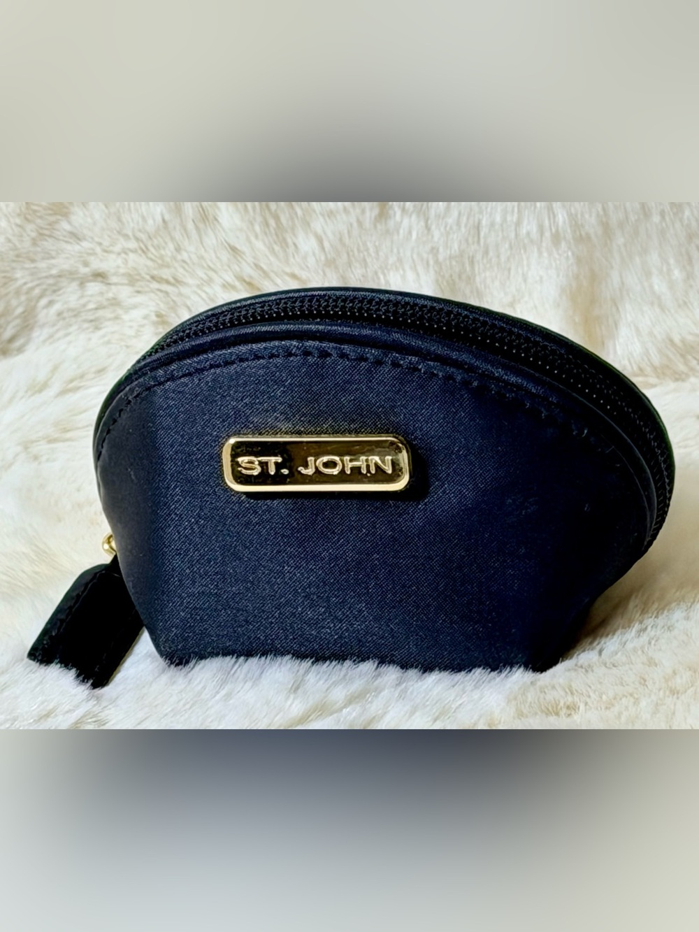 Vintage St. John Black Coin Purse w/Gold Plaque